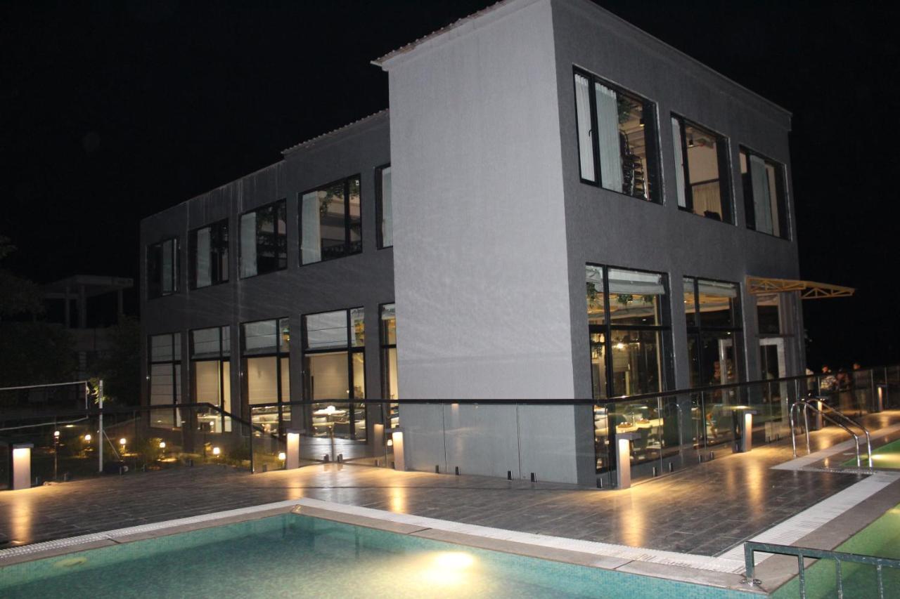 Paraiso Resort & Club Igatpuri Eksteriør bilde